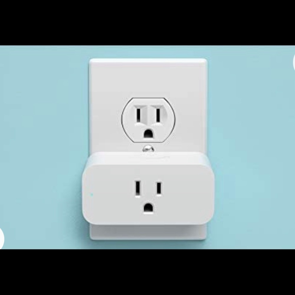⭐️HOST PICK ⭐️ New in Box Amazon smart plug 3-prong single socket